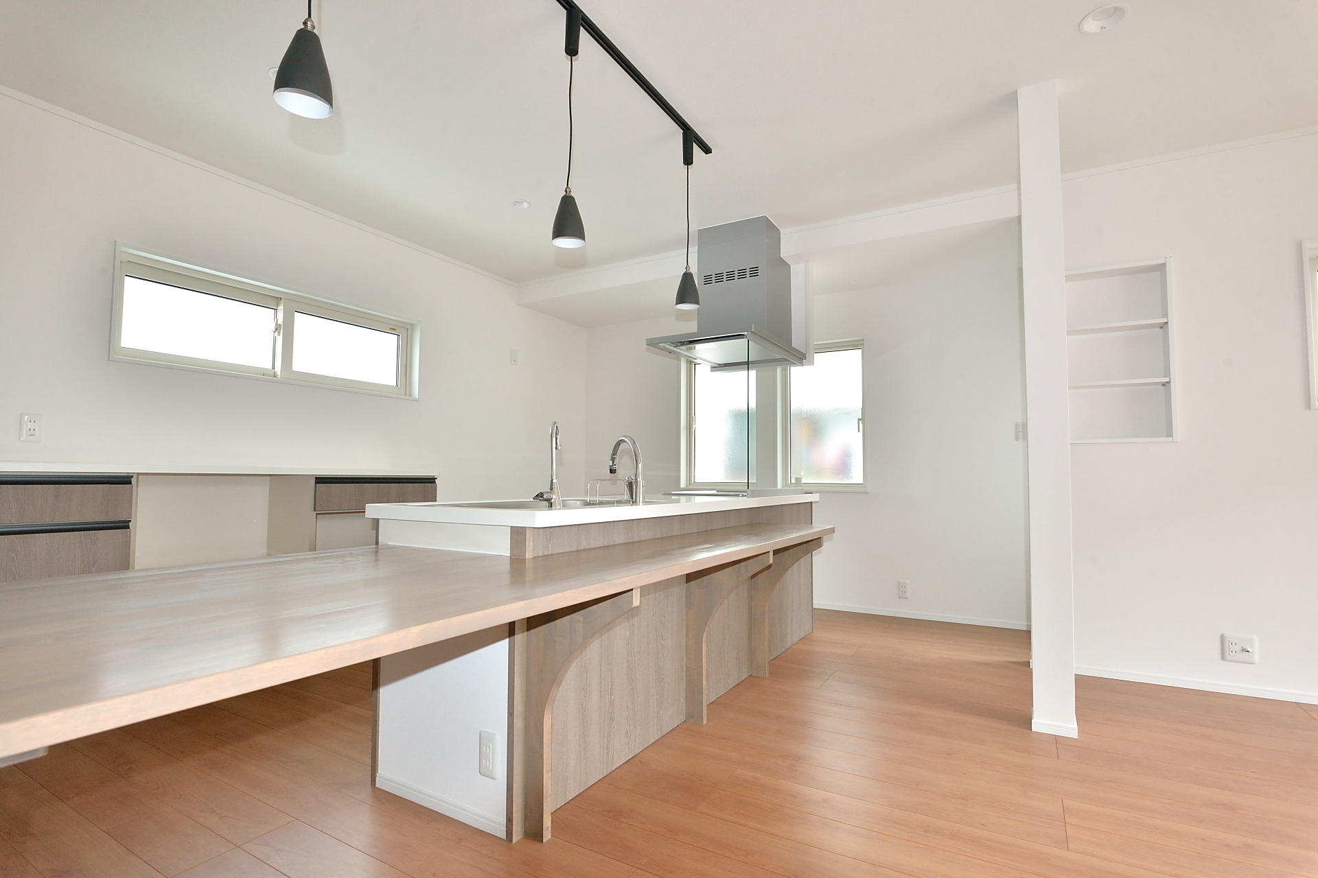 工事完了報告・確認・引渡しのイメージ画像